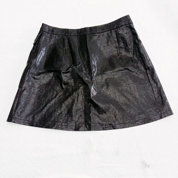 Zara Black A-Line Mini Skirt Front Pockets Silver Buttons SZM - Picture 5 of 6